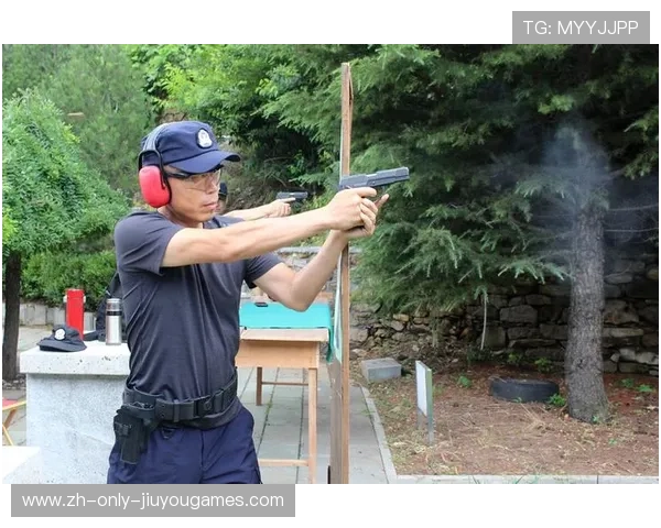 CS2狙击手精准射击操作，cs2狙击手精准射击操作视频